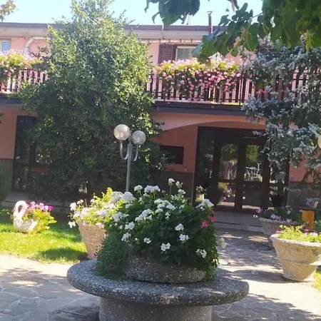 Alloggio per agriturismo L'agrifoglio