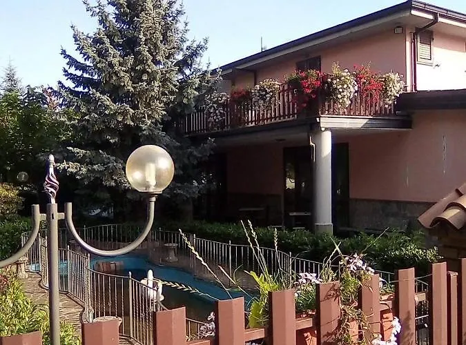 L’agrifoglio Alloggio per agriturismo *